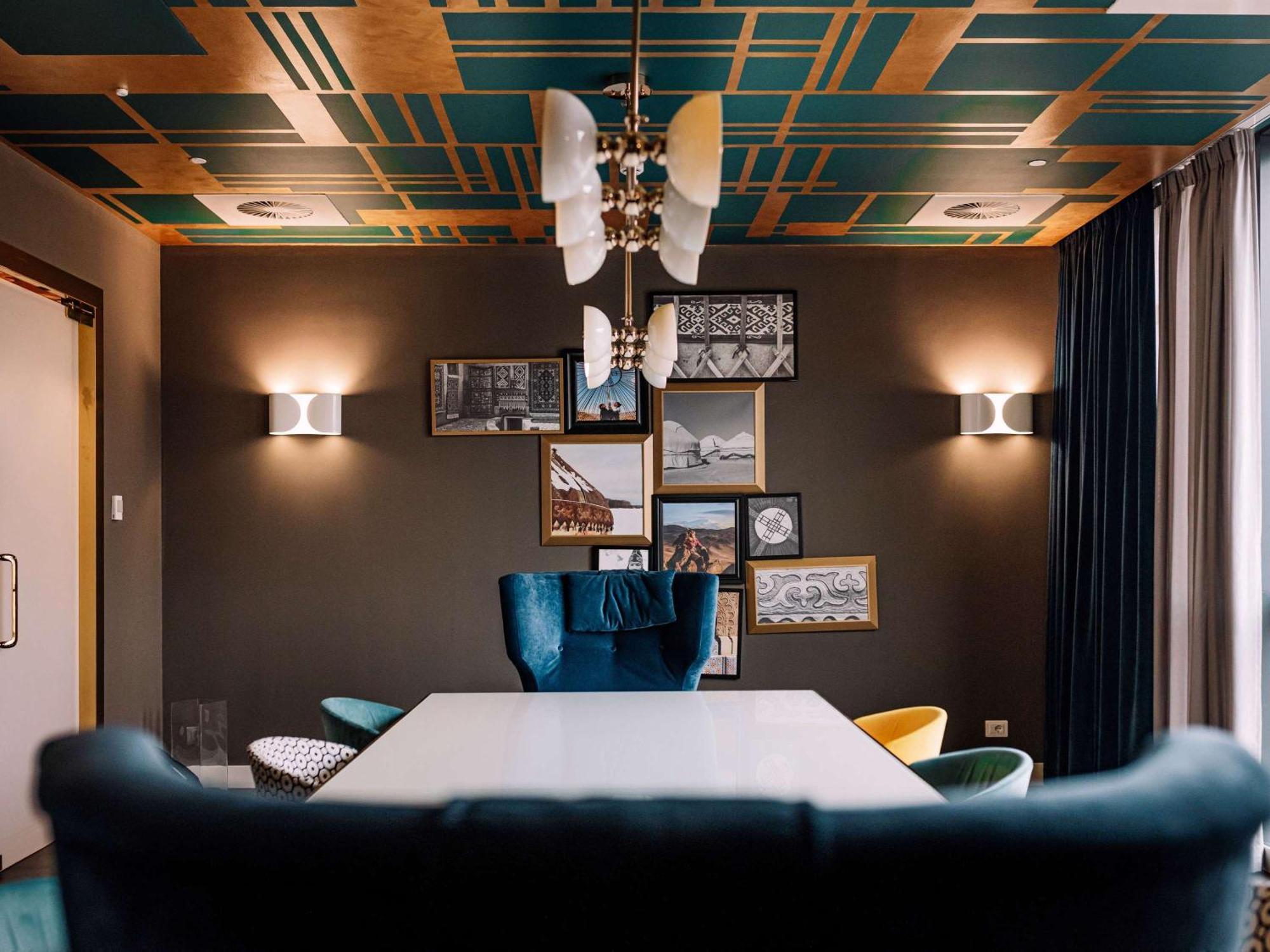 Mercure Almaty City Center Kültér fotó